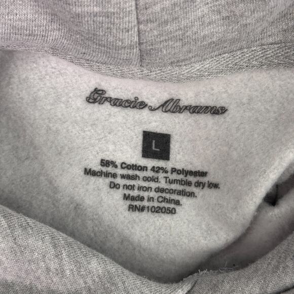 Gracie Abrams Hoodie Large The Secret Of Us Tour Concert Merch Red Star Soft - Picture 3 of 9